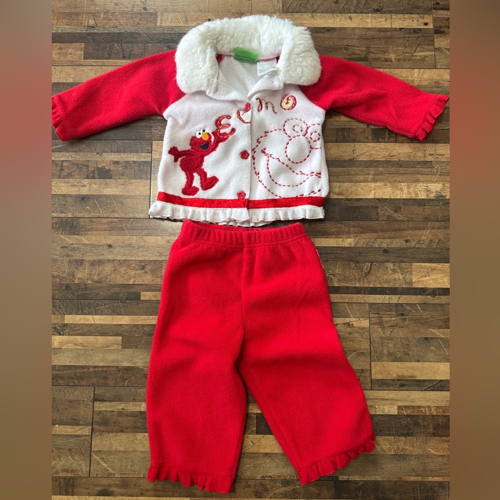 Sesame Street Red and White Cozy Set